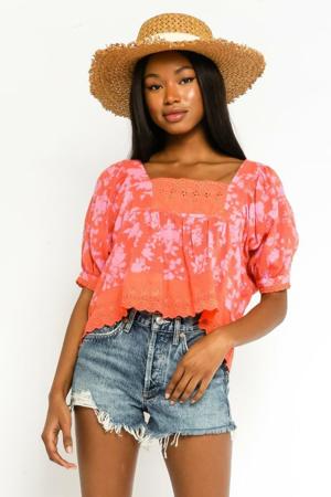 Olivaceous Sweetie Pie Tropical Coral Print Puff Sleeve Top
