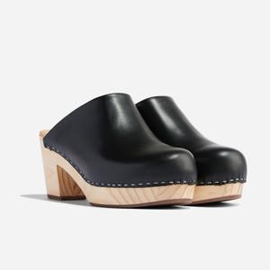 Nisolo All-Day Heeled Clog Black