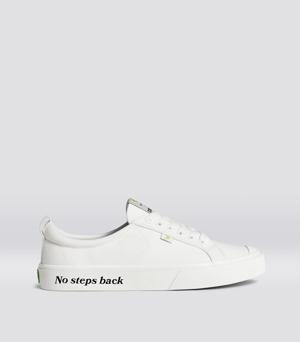 Cariuma Oca Low Crooked Off-White Canvas Sneaker